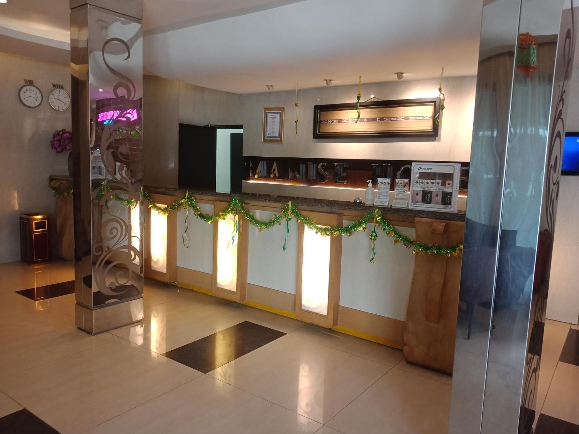 אמבון Manise Hotel מראה חיצוני תמונה