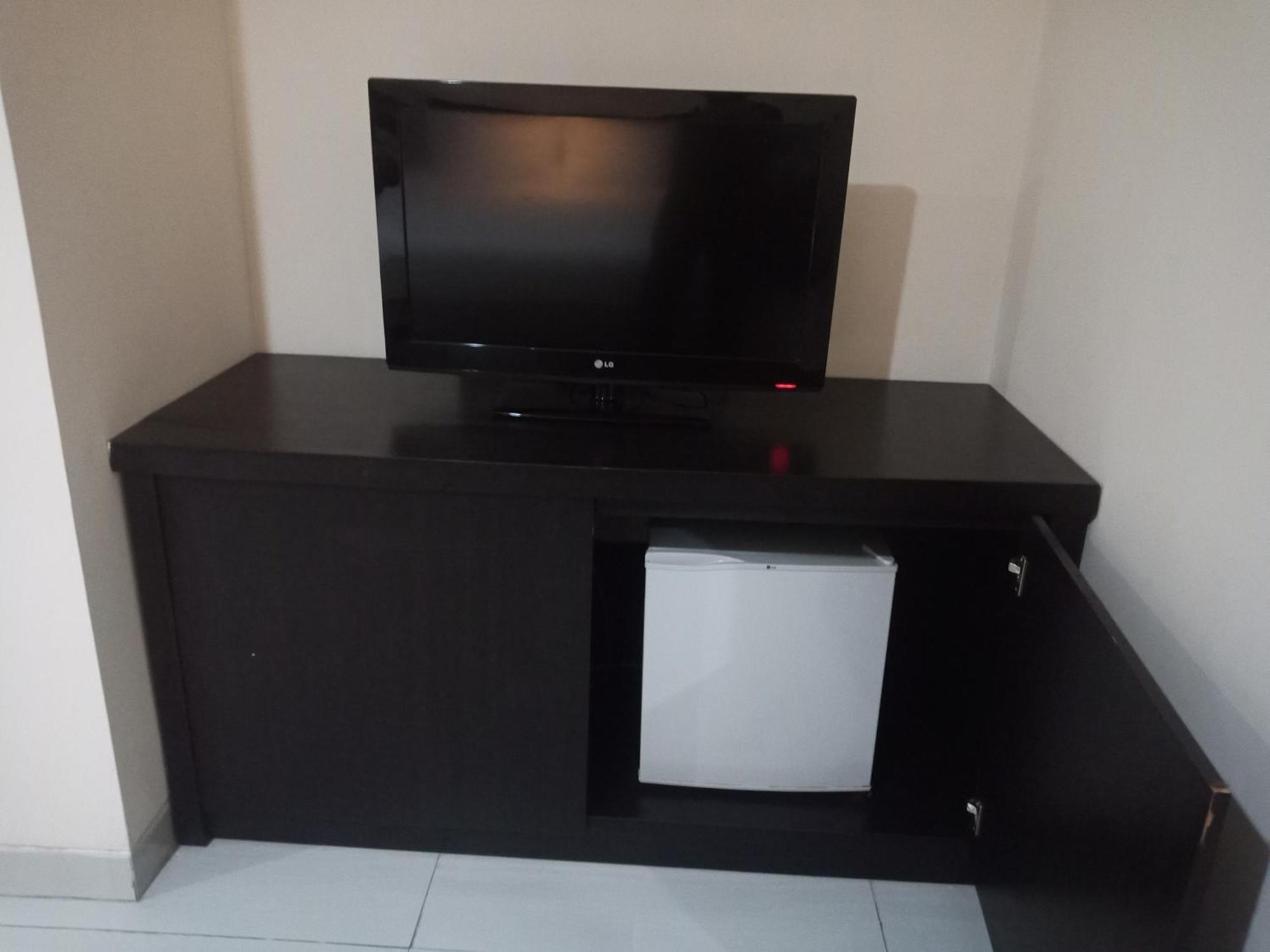 אמבון Manise Hotel מראה חיצוני תמונה